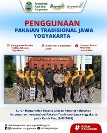 PAMONG KALURAHAN HARGOMULYO KENAKAN PAKAIAN TRADISIONAL JAWA YOGYAKARTA PADA KAMIS PON